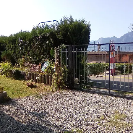 Avec Jardin Et Patium Pres Du Apartment